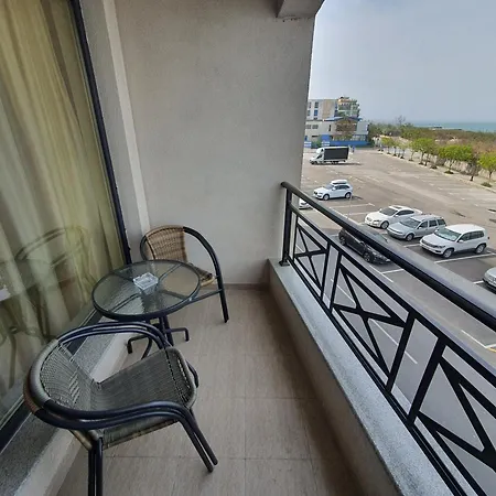 таня 8 ポモリエ