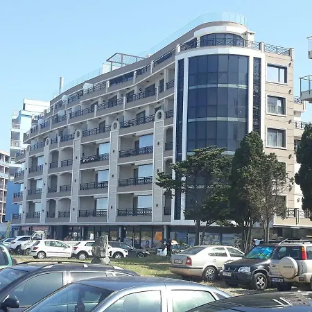 таня 8 ポモリエ