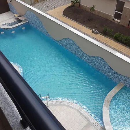 таня 8 Apartment